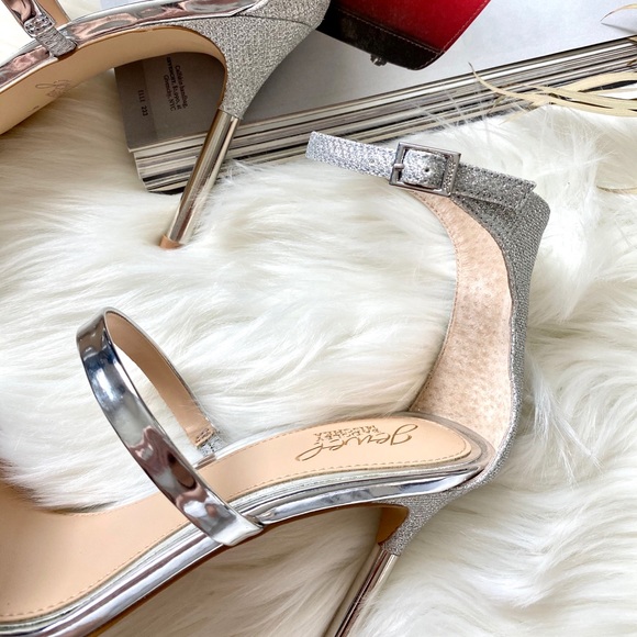 Jewel Badgley Mischka Rihanna Stiletto Sandal - Picture 4 of 11